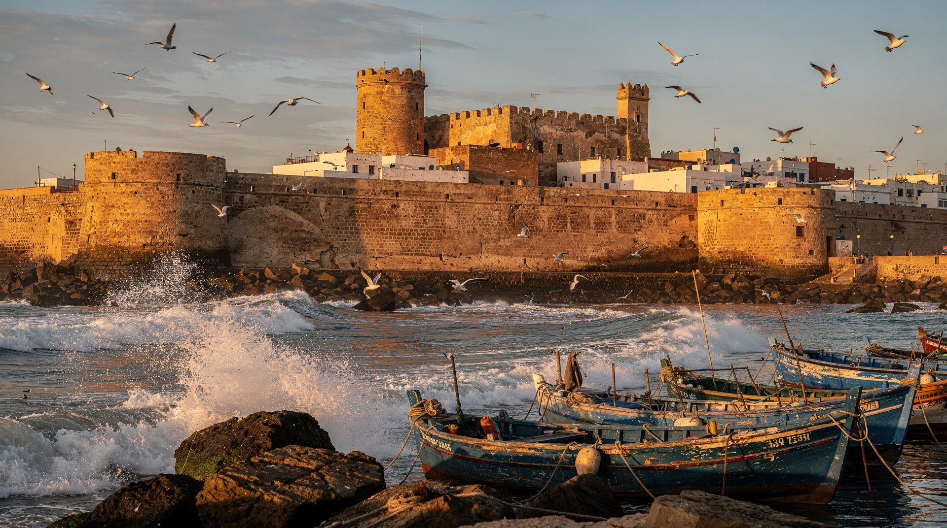 Abenteuer-Marokko-Reiseroute: 14 Tage Trekking, Dünen und Surfen